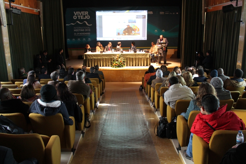 Viver O Tejo 2013 - International Meeting